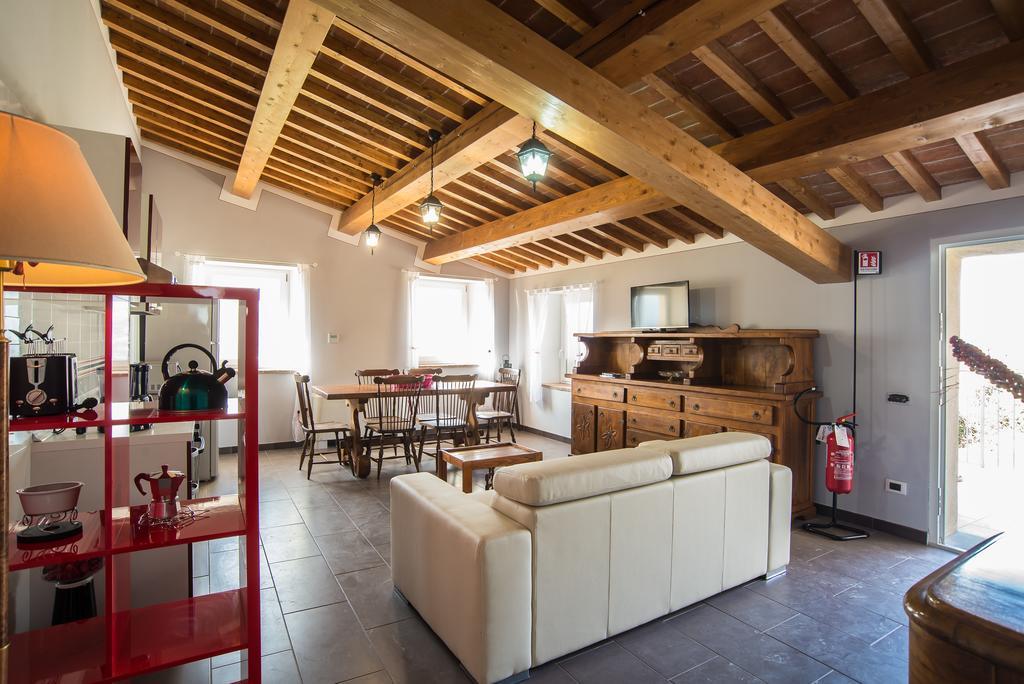 Agriturismo Il Frutteto Ghivizzano ภายนอก รูปภาพ